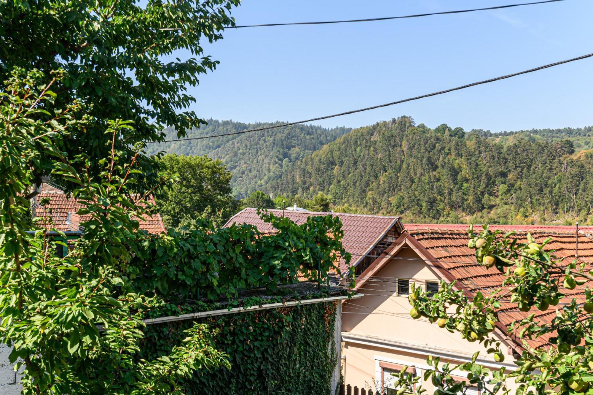Lagom - Hot Tub Hideout Braszów Zewnętrze zdjęcie