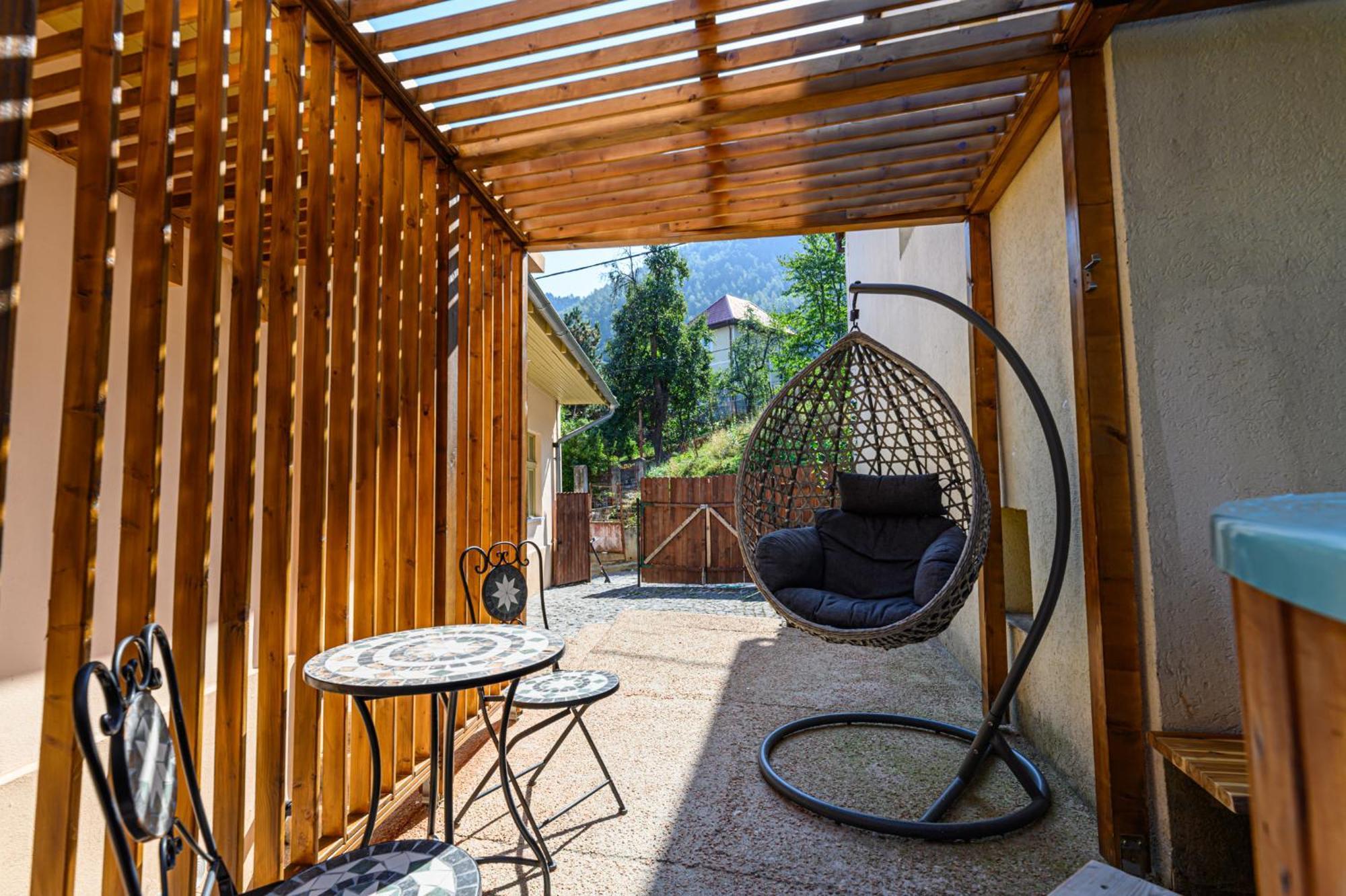 Lagom - Hot Tub Hideout Braszów Zewnętrze zdjęcie