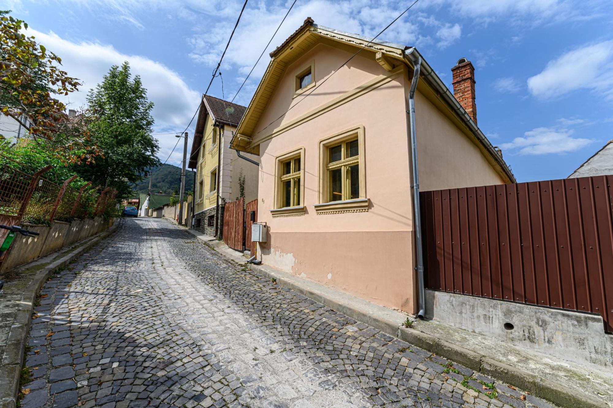 Lagom - Hot Tub Hideout Braszów Zewnętrze zdjęcie
