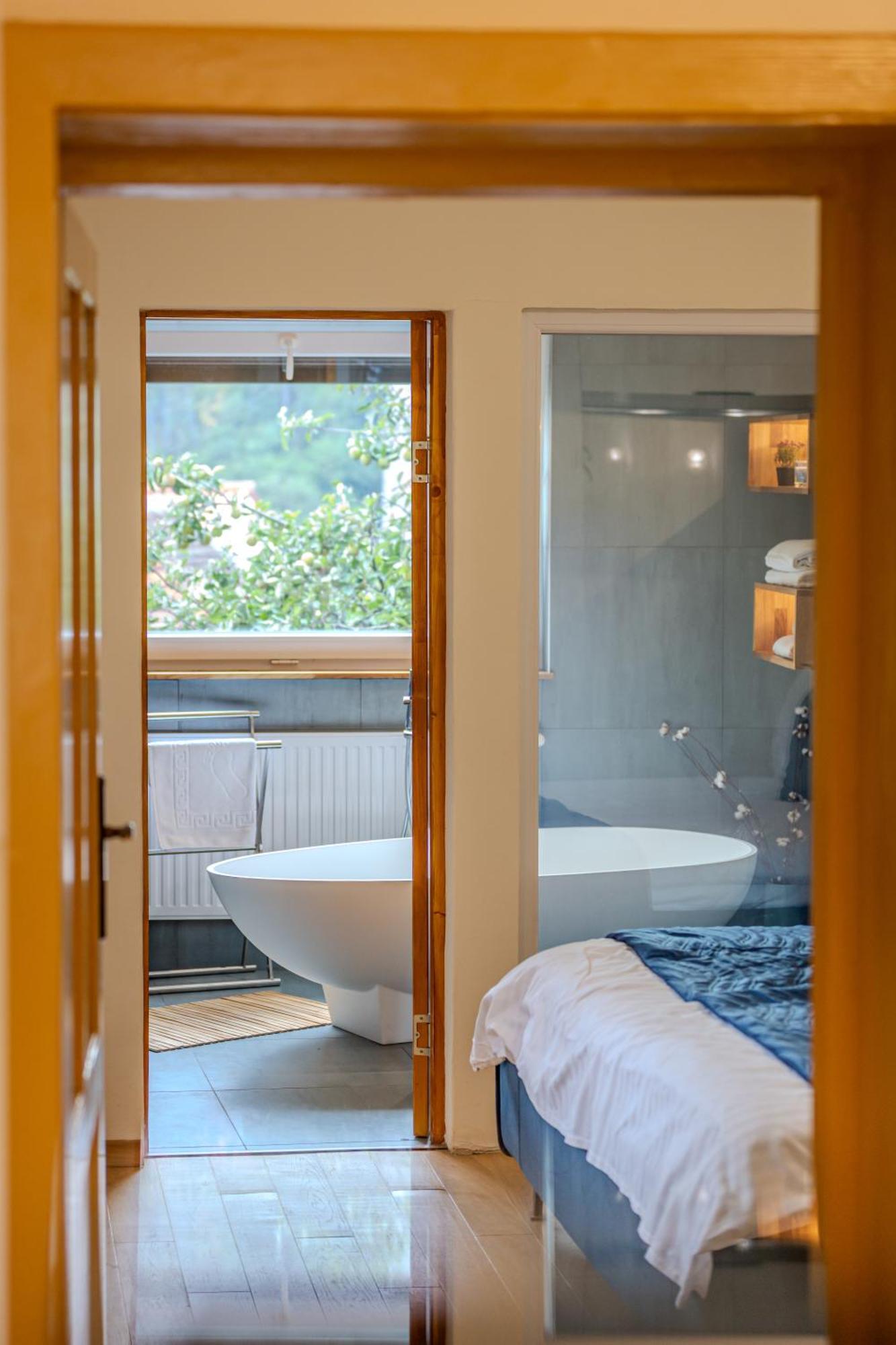 Lagom - Hot Tub Hideout Braszów Zewnętrze zdjęcie